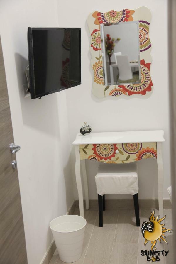 نابولي Suncity B&B المظهر الخارجي الصورة