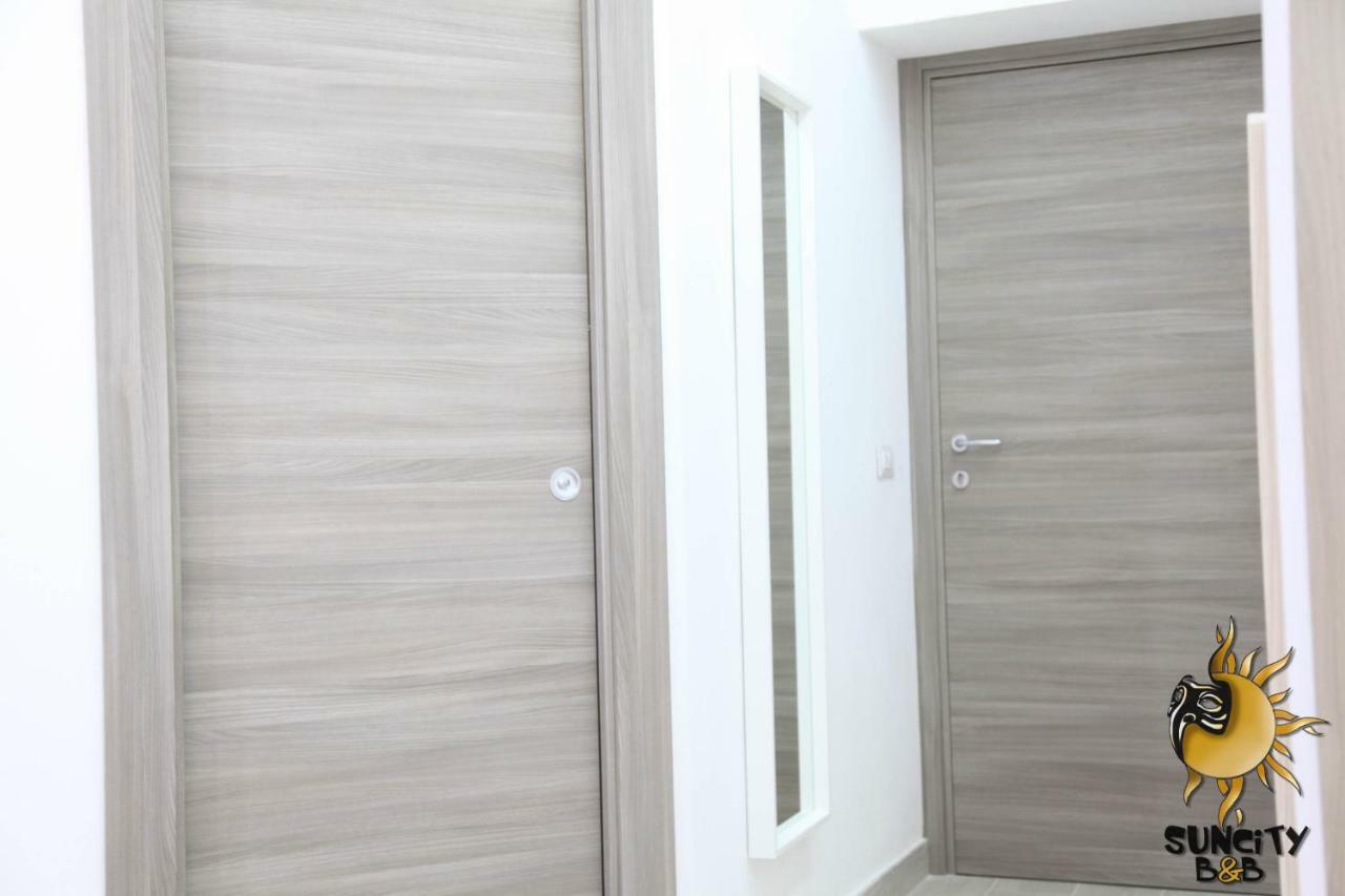 نابولي Suncity B&B المظهر الخارجي الصورة