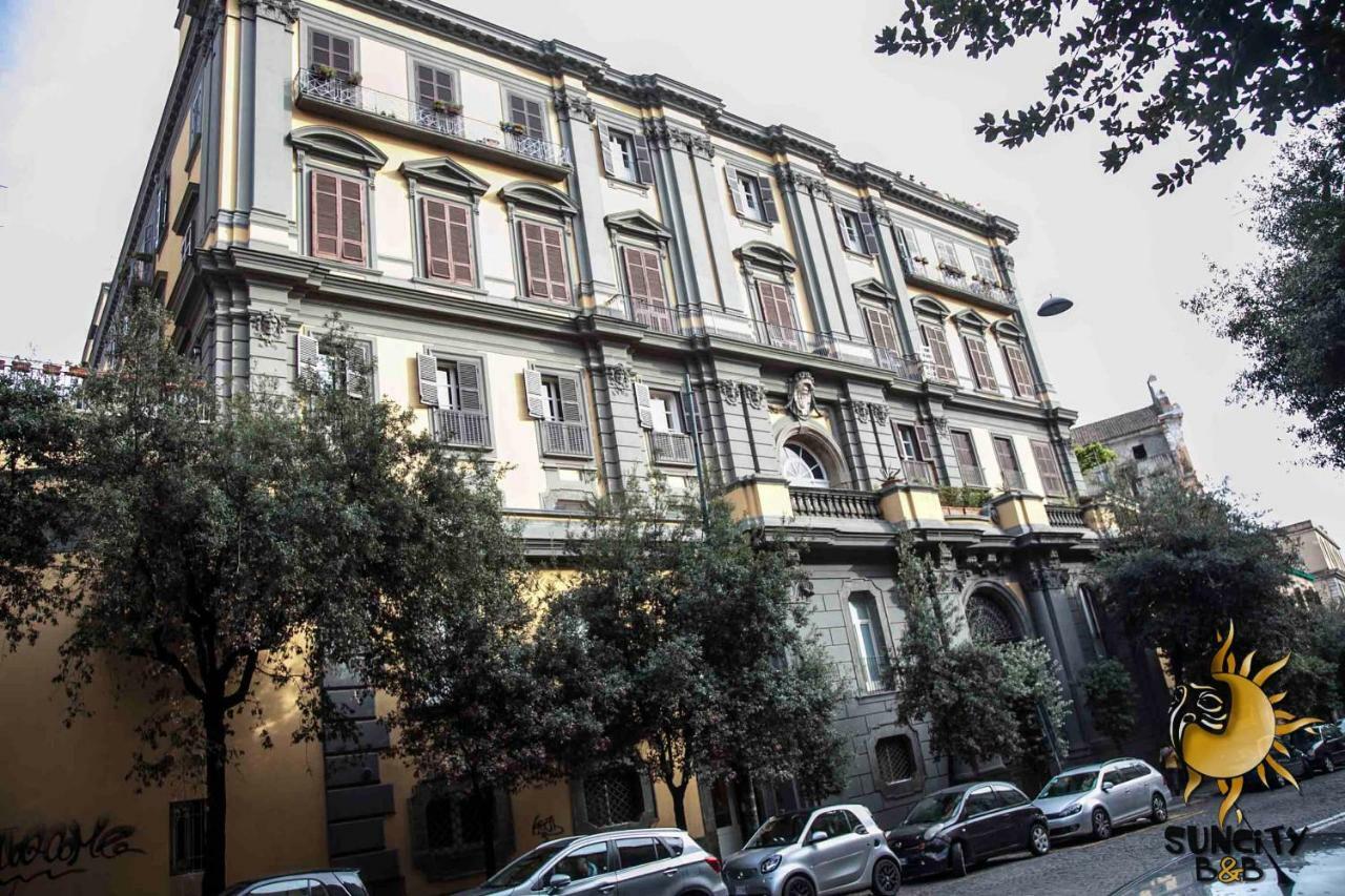 نابولي Suncity B&B المظهر الخارجي الصورة